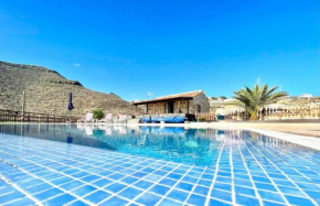 Casa rural con piscina privada, BBQ, y vista a Oceano Atlantico en Tenerife Sur